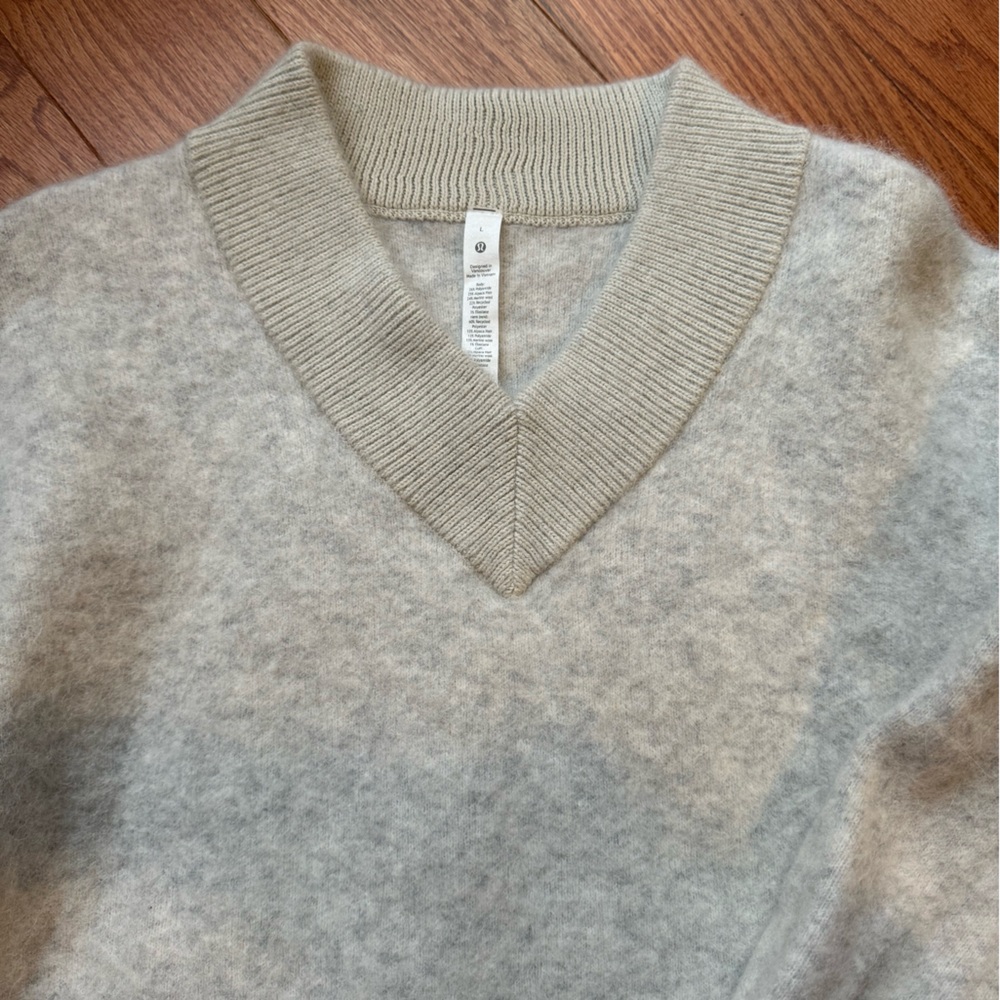 Lululemon wool sweater